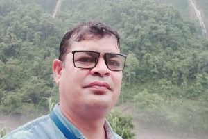 बर्तमान र परिबेश