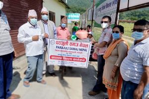 पराजुली समाज नेपालद्वारा खाद्यसामाग्री सहयोग