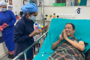 बिरामीलाई नर्सले लगाइदिए भाइटीका