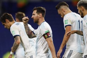 विश्वकप छनोट खेलमा अर्जेन्टिनाले पेरु र ब्राजिलले उरुग्वेलाई हरायो