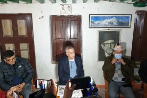 अवकाे कांग्रेस शभापती काेइराला परिवारबाटै: शशांक काेईराला
