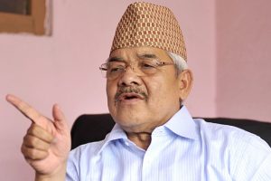 बामदेवको घोषणा : म कुनैपनि गुटको भेलामा जान्न