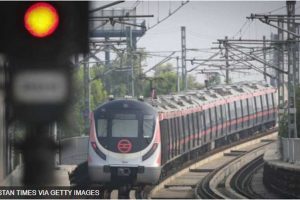 मोदीले गरे भारतको पहिलो ‘ड्राइभरलेस’ रेल उद्घाटन