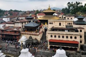  कोरोनाका कारण  बाला चतुर्दशीमा पशुपतिमा दीपदान गर्न नपाइने