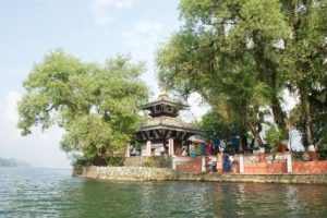 तालबाराही मन्दिर खुलाः डुङ्गा चालक  खुशी