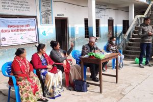 बाल क्लवहरुका लागि शैक्षिक तथा खेलकुद सामाग्री बितरण