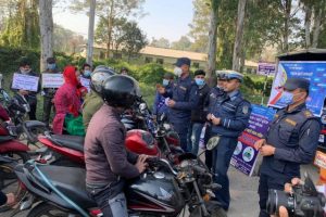 चितवन ट्राफिकको ‘म असल चालक’ अभियान सुरु