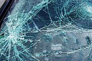 चितवनमा प्रचण्ड–नेपाल समूहद्वारा मलामी बोकेको बस तोडफोड, किरियापुत्री घाईते