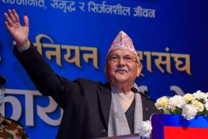 भाइहरूले लड्डु खाए, के पाउँछन मैले पनि हेर्नुछ : प्रधानमन्त्री ओली