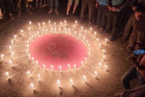 एमाले ब्युँतिएको खुसीयालीमा नवलपुरमा दिप प्रज्वलन : चुुनावी गीतमा नाचे कार्यकर्ता (भिडिओ सहित )