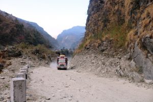 शनिवारदेखि चार दिनका लागि बेनी–जोमसोम सडक खण्ड बन्द हुने