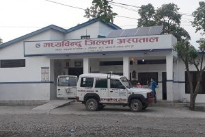 मध्यविन्दु अस्पतालमा कोभिडका बिरामीले अक्सिजन सहितका बेड भरिए !