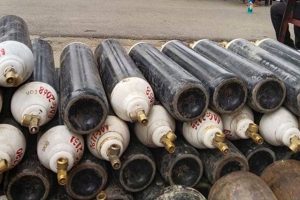 नवलपुर प्रहरीद्वारा ६७ थान अक्सिजन सिलिन्डर संकलन