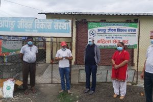लक्ष्मी हेल्प फाउण्डेसनद्धारा खाद्यान्न सहयोग