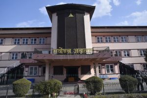 आजदेखि संवैधानिक इजलासमा निरन्तर सुनुवाइ, सुरूमा देउवाको मुद्दा