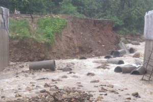 गैंडाकोटमा अस्थायी डाइभर्सन बनाएर राजमार्ग एकतर्फी खुलाइयो