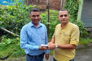 युवा नेता मौरतीद्धारा पत्रकार बानियाँको स्मृतिमा रकम हस्तान्तरण