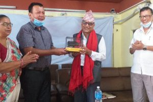 सामाजिक विकास मन्त्री खनाललाई रत्ननगरमा स्वागत तथा बधाई