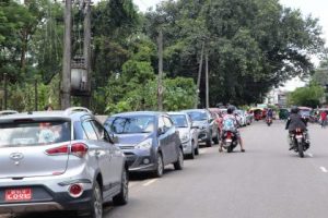 भरतपुर अस्पतालसँग जमिन छ , पार्किङ छैन