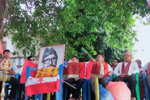 गैँडाकोटमा एमाले र माओवादी परित्याग गरि ८० जना युवाहरु कांग्रेसमा प्रवेश