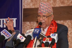 हामी विरुद्ध अनेकौं किसिमको तानाबाना बुनिँदैछन् भन्ने सुन्नमा आएको छः माधव नेपाल