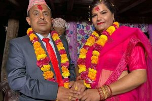 मुकुन्देले गरे इन्दिरासँग ‘सरप्राइज’ इन्गेजमेन्ट, बिहे कहिले ?