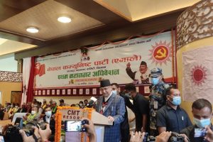 स्थानीय चुनावमा गठवन्धनलाई धोबीले लुगा पछारे झैँ पछार्नुपर्छ : एमाले अध्यक्ष ओली