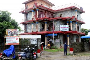नवलपुरमा कोरोना संक्रमितको संख्या ५०० नाघ्यो ; भोलिदेखि नै अनुगमन गर्छौ :सिडिओ घिमिरे