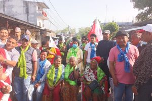 भरतपुर-११ को लामा टोल नै एमाले प्रवेश