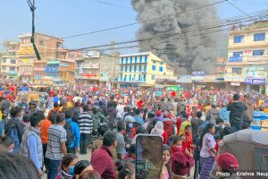 दमौली बजारमा भीषण आगलागी : सात घर जलेर नष्ट
