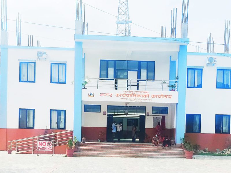 “वर्षौंदेखि बसोबास गर्दै आएकालाई घरबारविहीन बनाइँदैन: कावासोती नगरपालिका
