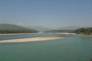नारायणी नदीमा बेपत्ता भएका  युवाकाे  शव भेटियाे
