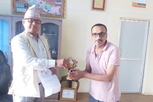 गैँडाकोटमा मेयर छत्रराज पौडेल सहित ११ जना वडाअध्यक्षद्धारा राजिनामा