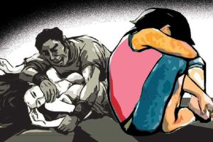 चितवनमा महिलालाई बन्धक बनाएर सामूहिक बलात्कार, एक जना पक्राउ