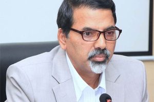 संसदमा एमालेले माग्यो अर्थमन्त्रीको राजीनामा