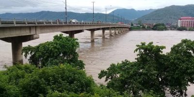 नारायणी नदीमा पौडी खेल्ने क्रममा एक बालक बेपत्ता