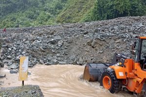  नारायणगढ–मुग्लिन सडक खण्ड फेरि अबरुद्ध