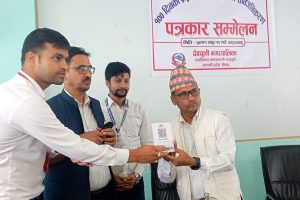 देवचुलीका जनप्रतिनिधिले सार्वजनिक गरे सय दिनका उपलब्धी