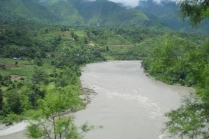 त्रिशुली नदीमा नुहाउने क्रममा १२ वर्षीय बालक बेपत्ता