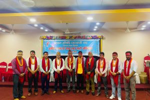 औषधी व्यवसायी संघ चितवनमा नयाँ नेतृत्व, उपाध्यक्षमा श्रेष्ठ र महासचिवमा अधिकारी विजयी