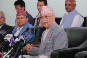ओलीको दाबी : एमाले देश र संविधानको भाषा बोल्छ, गठबन्धन निजी स्वार्थको