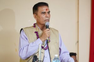 उम्मेदवार बिक्रम पाण्डेकाे प्रश्न : माडीमा आकाशे पुल र  सुरुङ बनाउछु भन्नेहरु कता गए ?