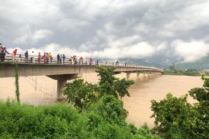 नारायणी नदीले बगाएर गैँडाकोटमा ८ बर्षिय बालक बेपत्ता