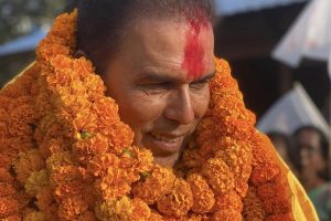 गठबन्धनको पर्खाल भत्काउदै चितवन ३ मा राप्रपाका विक्रम पाण्डेको सानदार जीत