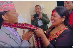 मेटमणीलाई शुभाकामना दिदै शान्ता चौधरीले भनिन्–अब पार्टी चाहिँ नफेर्नू