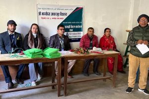 नेपाल फाइनान्सको वार्षिकोत्सवमा शैक्षिक सामग्री वितरण
