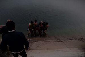 २ छाेराकाे हातमा सल बाधेर गण्डक नहरमा हाम फाल्दा आमा सहित ३ जनाकै मृत्यु