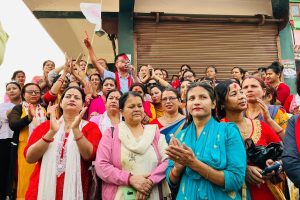 एमाले उम्मेदवार न्यौपानेलाई कालिकामा मतदाताको साथ