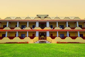 नवलपुरको सेहरीमा रहेको लिटिल फ्लावर स्कुलमा भर्ना आह्वान