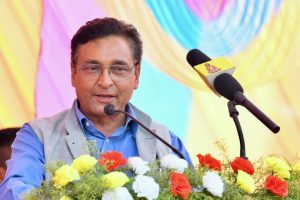 एमाले सचिवालय बैठकमा टोपबहादुर रायमाझीबारे छलफल जारी